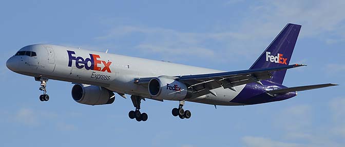 Fedex Express Boeing 757-224 N942FD, Phoenix Sky Harbor, February 24, 2015